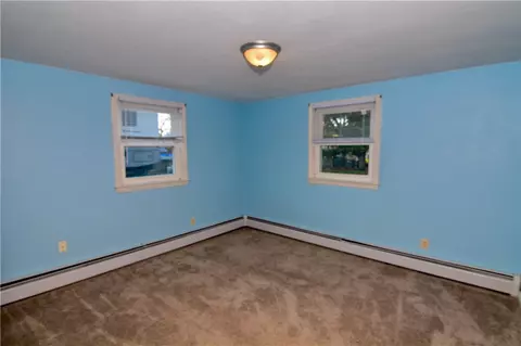 31 Bourbon Pl, Warwick, RI 02888 photo 13