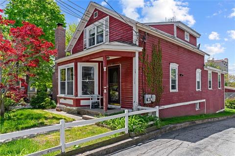 105 Park Ave, Woonsocket, RI 02895 photo 1