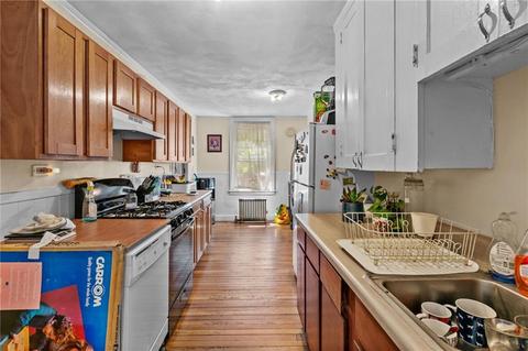 105 Park Ave, Woonsocket, RI 02895 photo 11