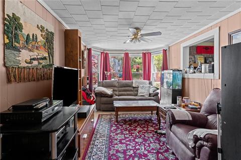 105 Park Ave, Woonsocket, RI 02895 photo 33