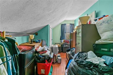 105 Park Ave, Woonsocket, RI 02895 photo 17