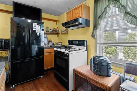 105 Park Ave, Woonsocket, RI 02895 photo 31