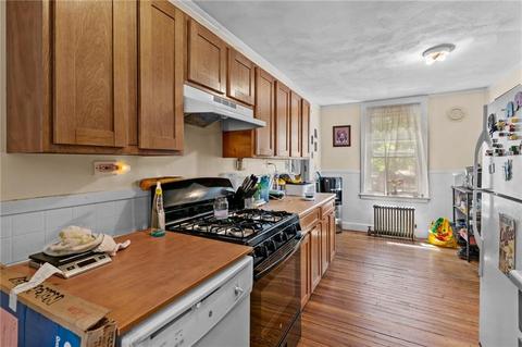 105 Park Ave, Woonsocket, RI 02895 photo 12