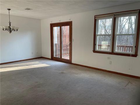 609 Brookhaven Ln, Woonsocket, RI 02895 photo 6