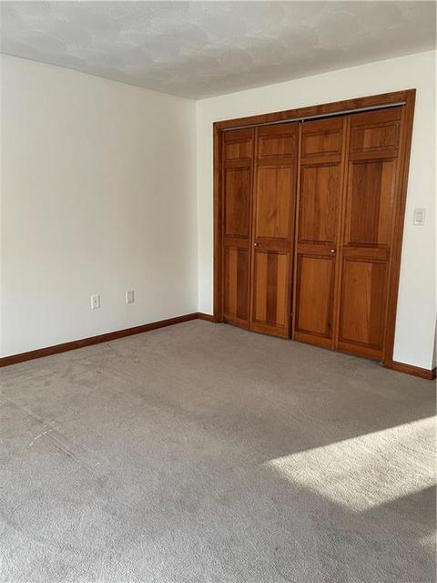 609 Brookhaven Ln, Woonsocket, RI 02895 photo 10