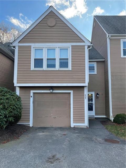609 Brookhaven Ln, Woonsocket, RI 02895 photo 1