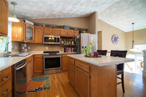 19 Sycamore Dr, Coventry, RI 02816 photo 5