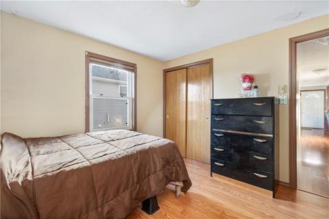 120 Asylum St, Woonsocket, RI 02895 photo 10