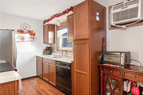 120 Asylum St, Woonsocket, RI 02895 photo 5