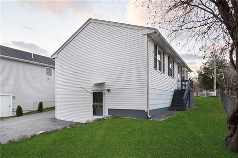 120 Asylum St, Woonsocket, RI 02895 photo 23