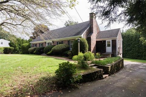 25 Cedar Crest Dr, Westerly, RI 02891 photo 1