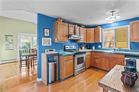 71 Salisbury St, Woonsocket, RI 02895 photo 14