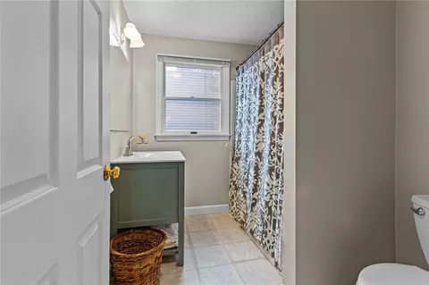 71 Salisbury St, Woonsocket, RI 02895 photo 27