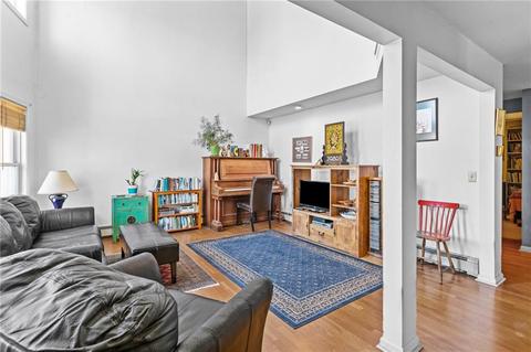 71 Salisbury St, Woonsocket, RI 02895 photo 11