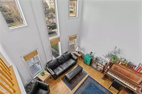 71 Salisbury St, Woonsocket, RI 02895 photo 3