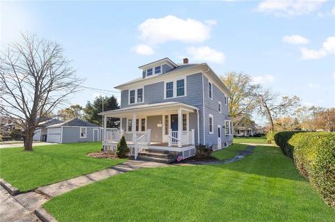 29 Burt St, Warwick, RI 02886 photo 3