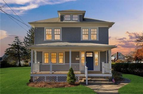 29 Burt St, Warwick, RI 02886 photo 1