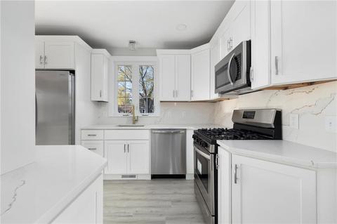 29 Burt St, Warwick, RI 02886 photo 19