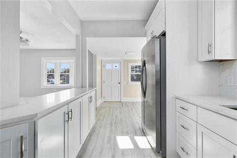 29 Burt St, Warwick, RI 02886 photo 20