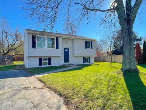 40 Gateway Ct, Warwick, RI 02889 photo 2