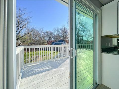 40 Gateway Ct, Warwick, RI 02889 photo 15