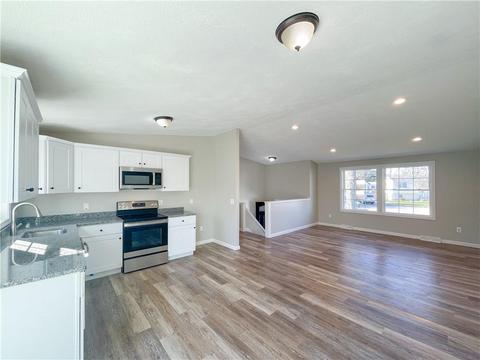40 Gateway Ct, Warwick, RI 02889 photo 16
