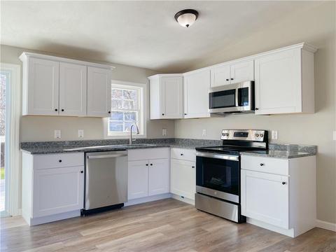 40 Gateway Ct, Warwick, RI 02889 photo 10