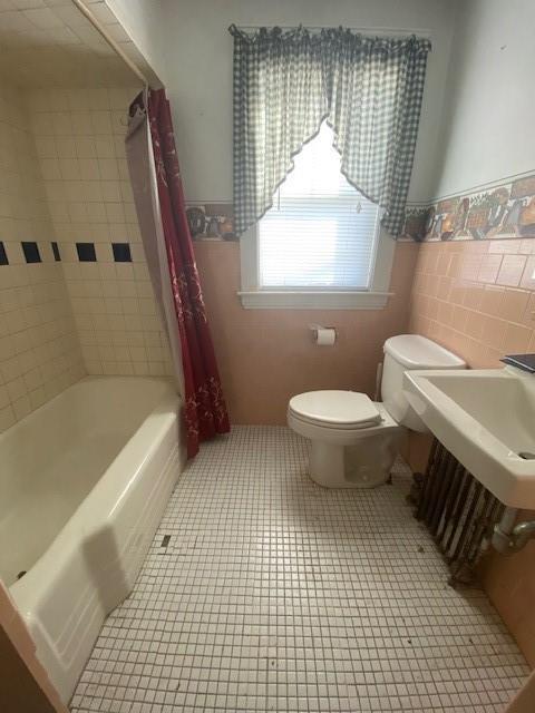 443 Gaskill St, Woonsocket, RI 02895 photo 8