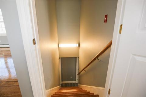 560 Post Rd, Warwick, RI 02888 photo 8