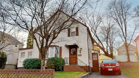 18 Cherry Hill Ave, Woonsocket, RI 02895 photo 1