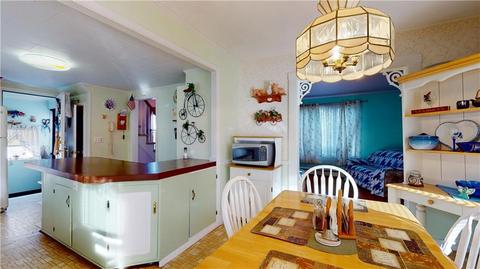 18 Cherry Hill Ave, Woonsocket, RI 02895 photo 9