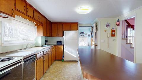 18 Cherry Hill Ave, Woonsocket, RI 02895 photo 7