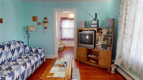 18 Cherry Hill Ave, Woonsocket, RI 02895 photo 13