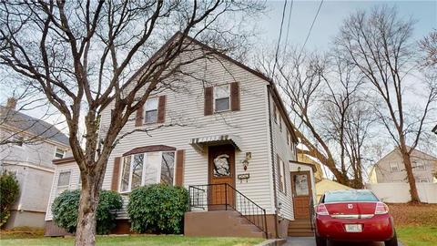 18 Cherry Hill Ave, Woonsocket, RI 02895 photo 3