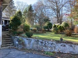 95 Blue Stone Dr, Woonsocket, RI 02895 photo 6
