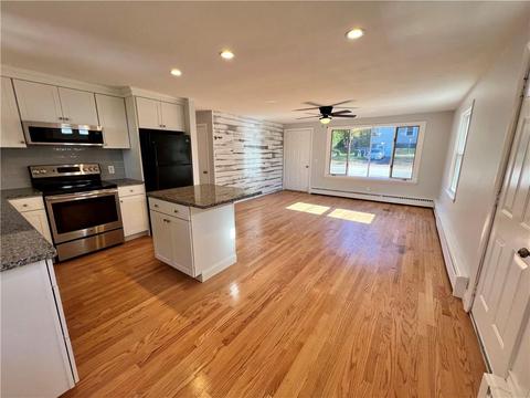 173 Pilgrim Ave, Coventry, RI 02816 photo 5