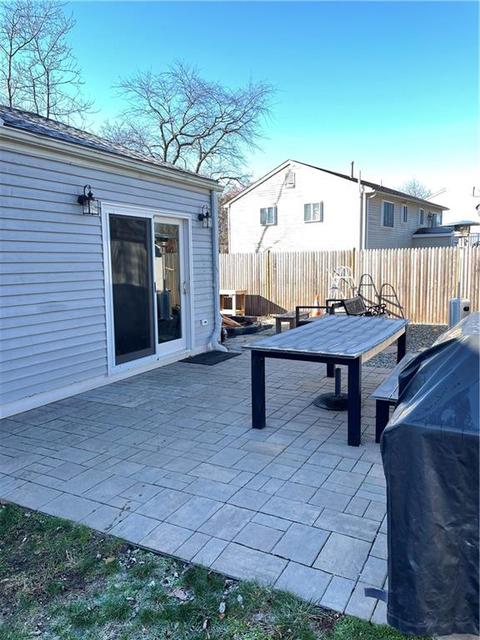 219 Smith St, Warwick, RI 02886 photo 5