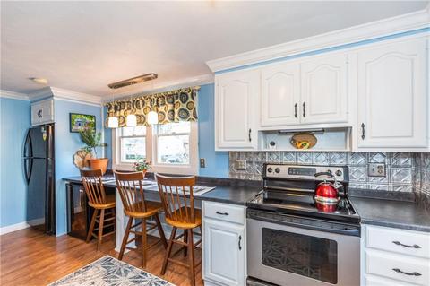 22 Damon Ave, Warwick, RI 02889 photo 7