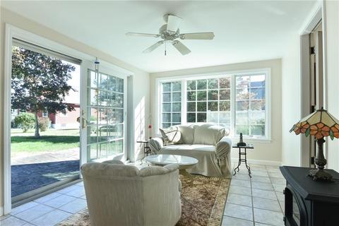 8 Friendly Dr, Warwick, RI 02888 photo 8