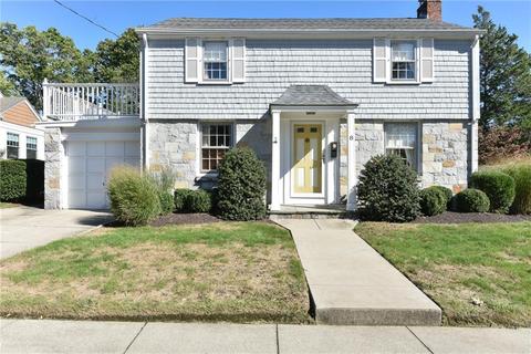 8 Friendly Dr, Warwick, RI 02888 photo 1