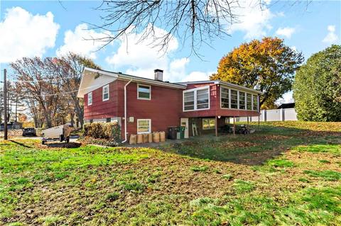 248 Campeau St, Woonsocket, RI 02895 photo 32