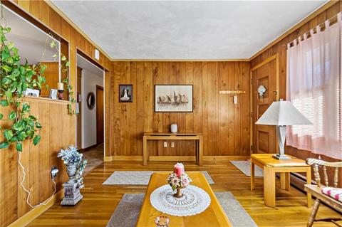 248 Campeau St, Woonsocket, RI 02895 photo 9