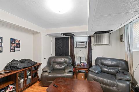34 Hamlet Ave, Woonsocket, RI 02895 photo 18