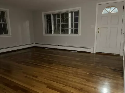 231 Partition St, Warwick, RI 02888 photo 7