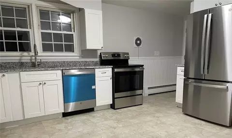 231 Partition St, Warwick, RI 02888 photo 1