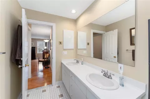 16 Captains Dr, Westerly, RI 02891 photo 30