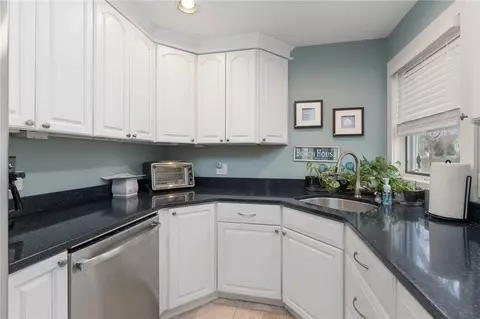 16 Captains Dr, Westerly, RI 02891 photo 19