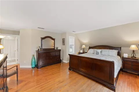 16 Captains Dr, Westerly, RI 02891 photo 27