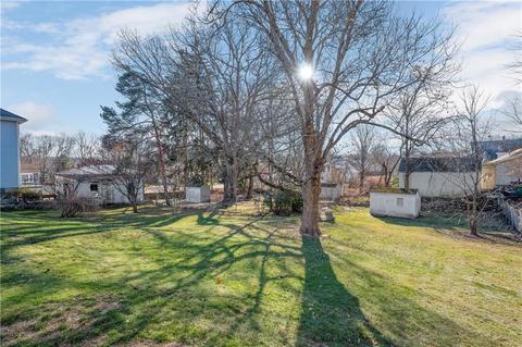1017 Logee St, Woonsocket, RI 02895 photo 4