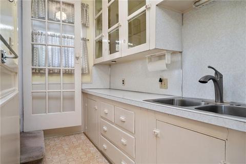 1017 Logee St, Woonsocket, RI 02895 photo 11
